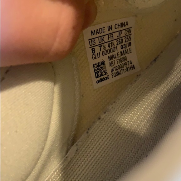 Yeezy 350 v2 butter - Picture 7 of 7